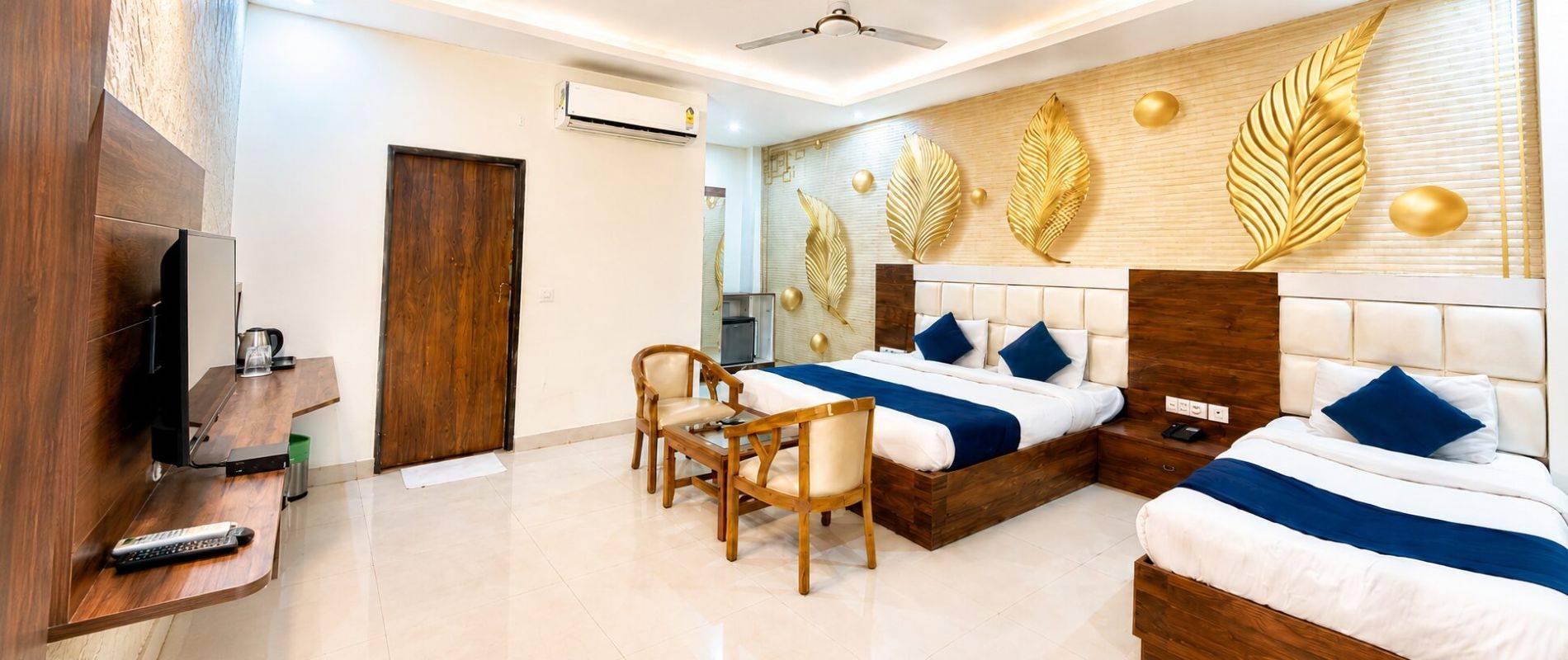 Dwelling-Residency-Deluxe-Room Exterior Night View Entrance